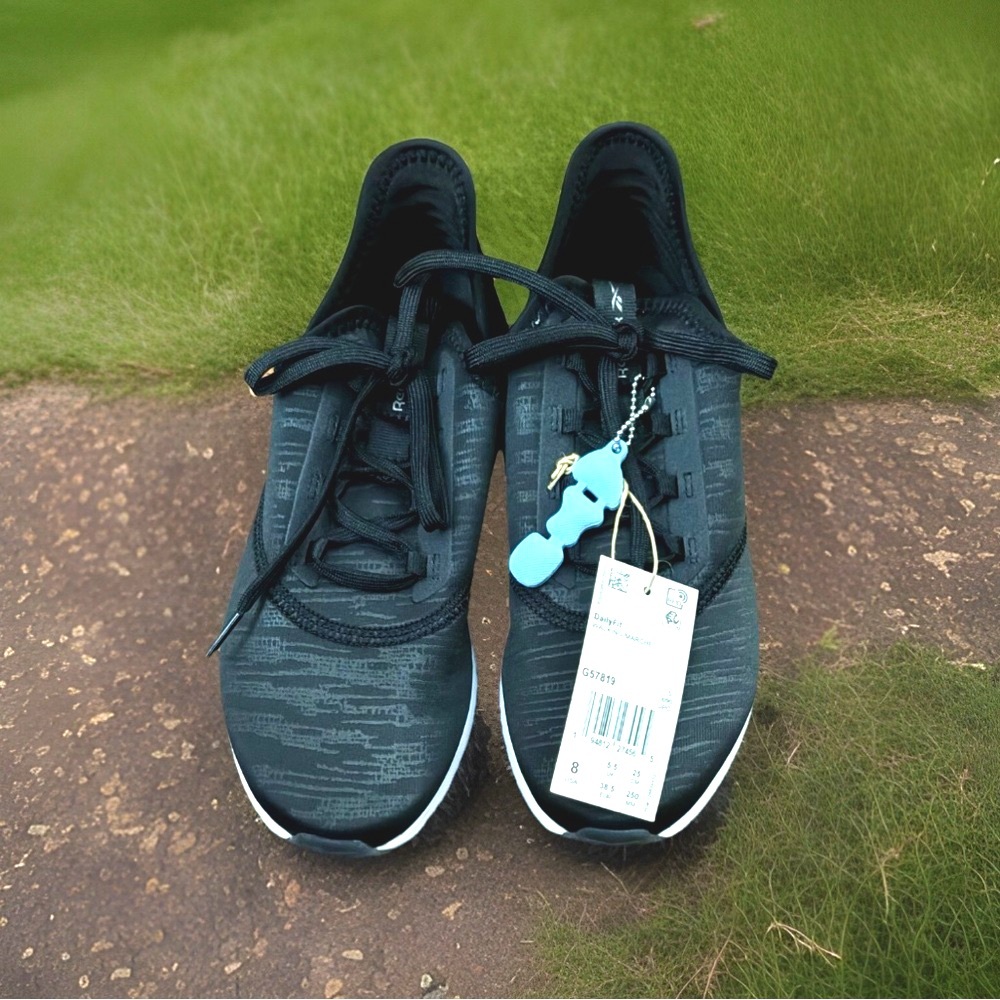 Reebok Womens G57819 DailyFit Walking Black Size 7.5 & 8 M NEW w Box MISMATCHED